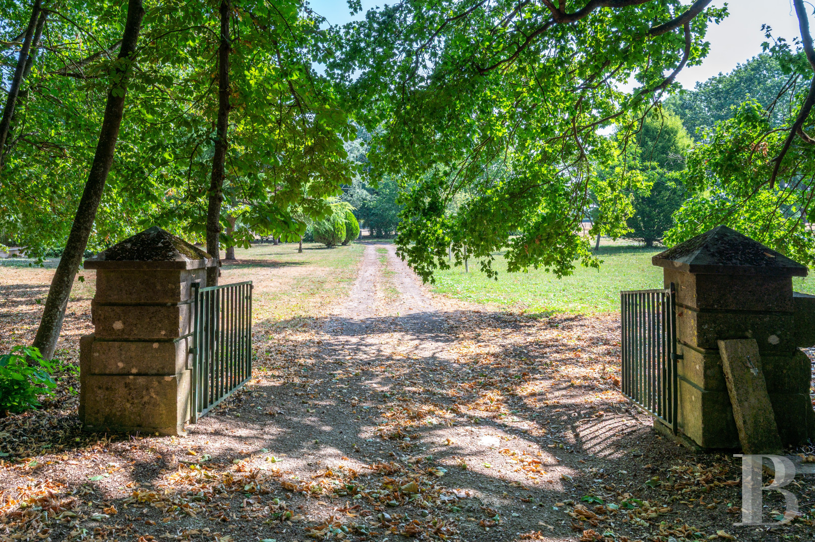 Dans l’Yonne, à équidistance de Paris, Lyon et Genève, une ancienne place forte médiévale et son parc aménagés pour accueillir calmes séjours et grands événements  - photo  n°49